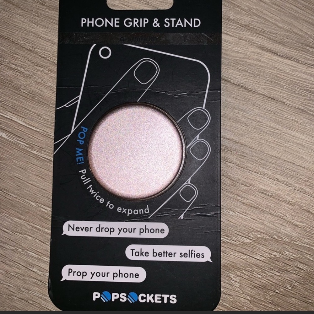 Rose gold popsocket!